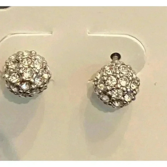 Charter Club Gold Tone Crystal Stud Earring - never worn - Picture 1 of 2